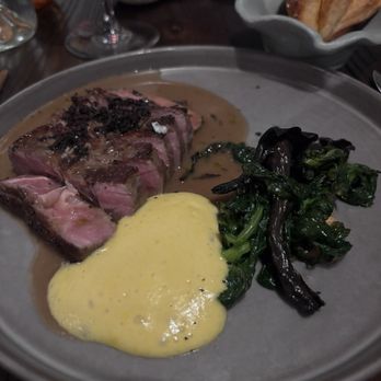 Cowhorn Kitchen & Wine - New American Near Me - Jacksonville, Oregon