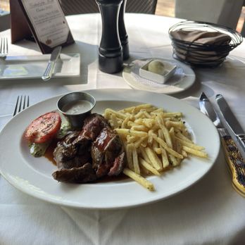 Halls Chophouse - Columbia - Steakhouses Near Me - Columbia, South Carolina Halls Chophouse - Columbia - Steakhouses Near Me - Columbia, South Carolina