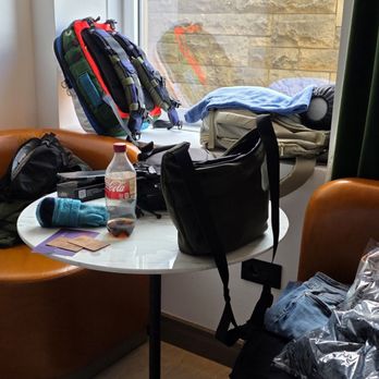 Ibis Styles Hotel - Very limited table space. - Hotels Near Me - Edinburgh, EDH