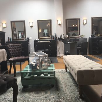 AKIN Salon Collective - Hair Stylists Near Me - Ventura, California AKIN Salon Collective - Hair Stylists Near Me - Ventura, California