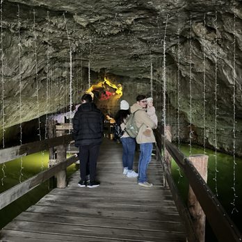 Stark Caverns - Parks Near Me - Eldon, Missouri