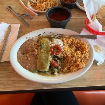 La Posada Mexican Restaurant - Spinach enchiladas - Mexican Near Me - Austin, Texas La Posada Mexican Restaurant - Spinach enchiladas - Mexican Near Me - Austin, Texas