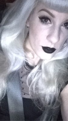 Floyd's 99 Barbershop by null