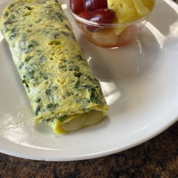 Goldies Restaurant - Spinach omelette - Breakfast & Brunch Near Me - Naples, Florida Goldies Restaurant - Spinach omelette - Breakfast & Brunch Near Me - Naples, Florida