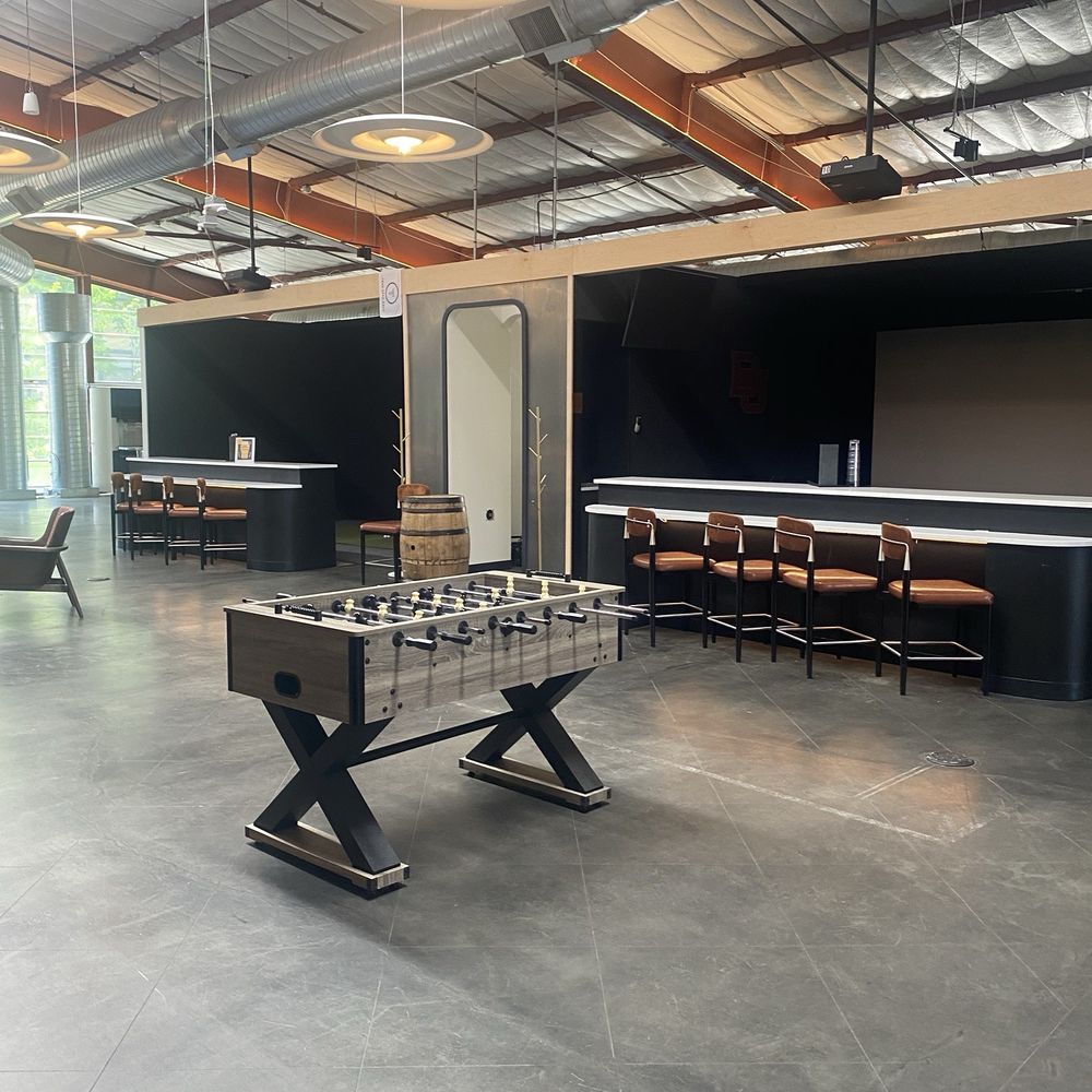 Hangar Club - Other party areas/golf simulators/games - Golf Near Me - Denver, Colorado Hangar Club - Other party areas/golf simulators/games - Golf Near Me - Denver, Colorado