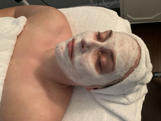 Facial Skin Treatments - Nothing quite beats the skincare benefits of professional facials. Of course, you should be diligent about your skincare routine at home – cleansing, exfoliating, moisturizing. But a professional facial performed at least once a month can be a total game changer, rejuvenating and revitalizing your skin to give you that coveted glow like nothing else. The truth is no matter how good your daily skincare routine is, a professional can take your skin to that next level. If you have never had a facial before, or if you only get one a couple of times a year, it may be time to reconsider. Facial Skin Treatments - Nothing quite beats the skincare benefits of professional facials. Of course, you should be diligent about your skincare routine at home – cleansing, exfoliating, moisturizing. But a professional facial performed at least once a month can be a total game changer, rejuvenating and revitalizing your skin to give you that coveted glow like nothing else. The truth is no matter how good your daily skincare routine is, a professional can take your skin to that next level. If you have never had a facial before, or if you only get one a couple of times a year, it may be time to reconsider.
