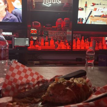 Knockouts - Food is pretty good but the chicken wings are pretty good not bad at all. - Sports Bars Near Me - Houston, Texas Knockouts - Food is pretty good but the chicken wings are pretty good not bad at all. - Sports Bars Near Me - Houston, Texas