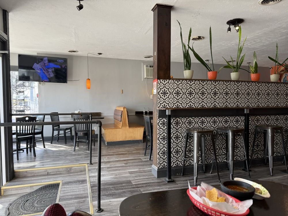 El Molcajete