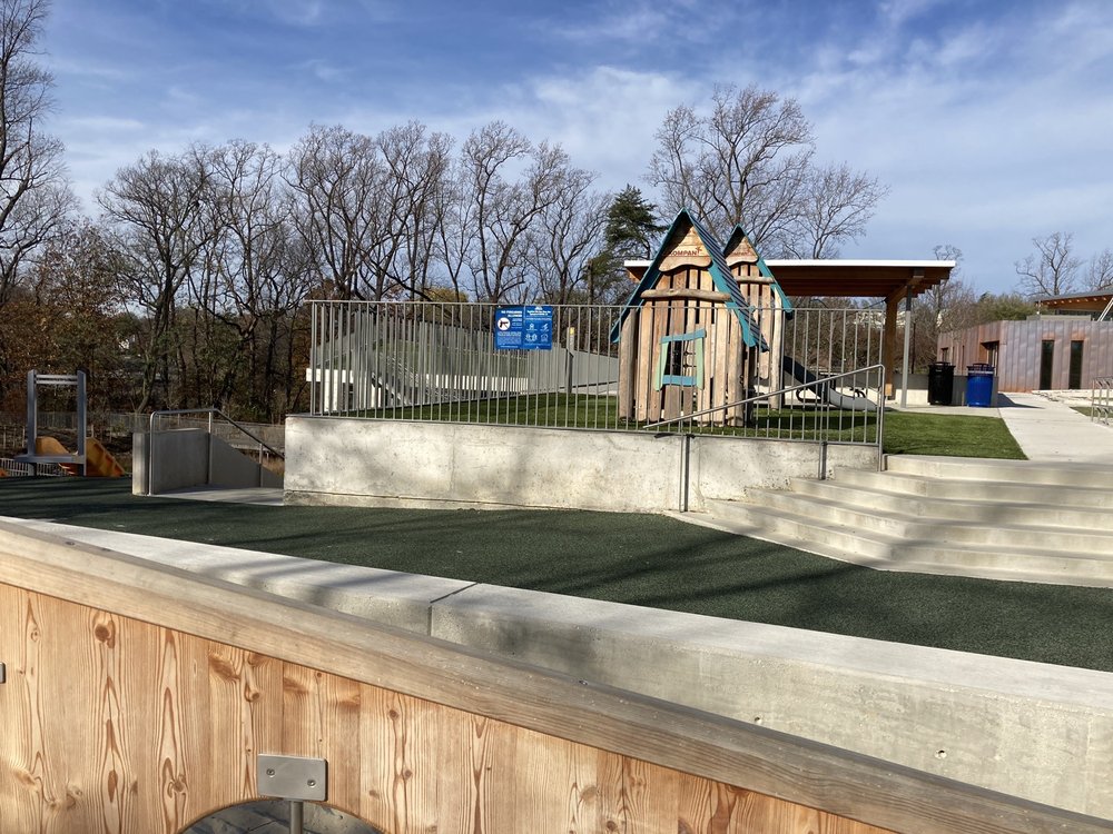 LUBBER RUN COMMUNITY CENTER Updated September 2024 12 Photos & 12 Reviews 300 N Park Dr