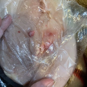 Minar Halal Meat - More blood smeared on the meat - Butcher Near Me - Teaneck, New Jersey Minar Halal Meat - More blood smeared on the meat - Butcher Near Me - Teaneck, New Jersey