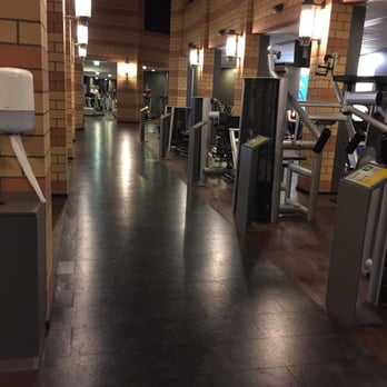 McFIT - Gyms Near Me - Magdeburg, ST