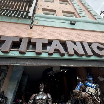 Titanic Boutique - Accessories Near Me - Venice, California