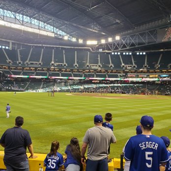 Chase Field - Batting practice. Left field Sec 141 Row 15 - Stadiums & Arenas Near Me - Phoenix, Arizona Chase Field - Batting practice. Left field Sec 141 Row 15 - Stadiums & Arenas Near Me - Phoenix, Arizona