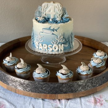 Sugar Sweetery - Shark themed cake and cupcakes - Desserts Near Me Sugar Sweetery - Shark themed cake and cupcakes - Desserts Near Me