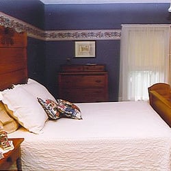 Beechwood Manor Inn & Cottage - Beechwood Manor Inn and Cottage.  Saugatuck Michigan Bed and Breakfast
