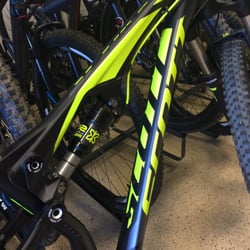 Sonoran Cycles - Closer look at the SCOTT bicycle