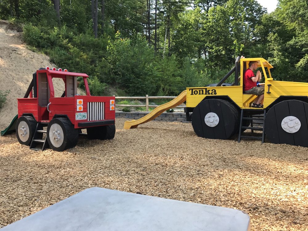MERRIVALE FARMS ICE CREAM Updated October 2024 254 W River Rd