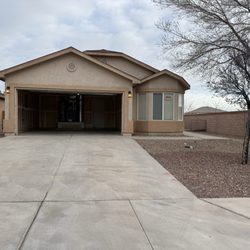 Arroyo Del Oso Property Management