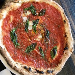 Santa Maria Chelsea - No cheese tomato pie