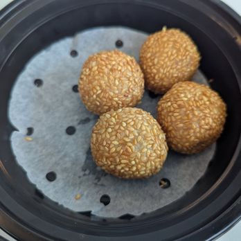 Ling Long - Sesame Balls. - Dim Sum Near Me - New York, New York