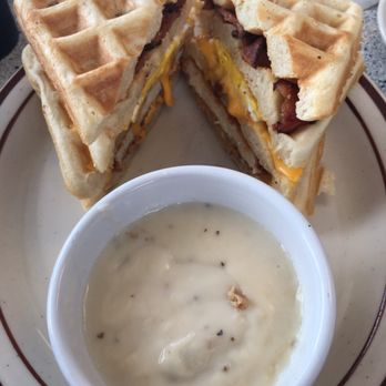 The Roza Grill - American Near Me - Prosser, Washington