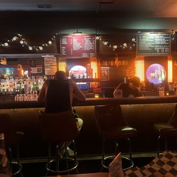 Ludlow Liquors - Cocktail Bars Near Me - Chicago, Illinois