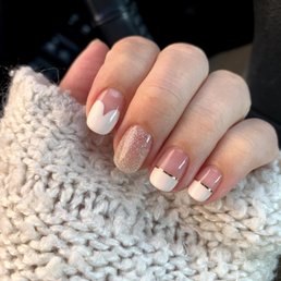 Civil ceremony nails