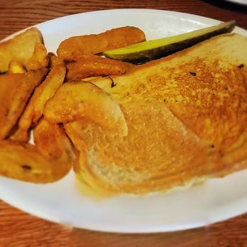 Buffalo Brew Pub - Buffalo Brew Pub Grilled Cheese & Frys - Brewpubs Near Me - Williamsville, New York