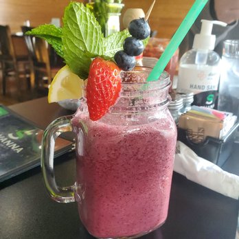 Savanna Restaurant - This berry smoothie was delicious! Almost order another one. - Breakfast & Brunch Near Me - Chicago, Illinois