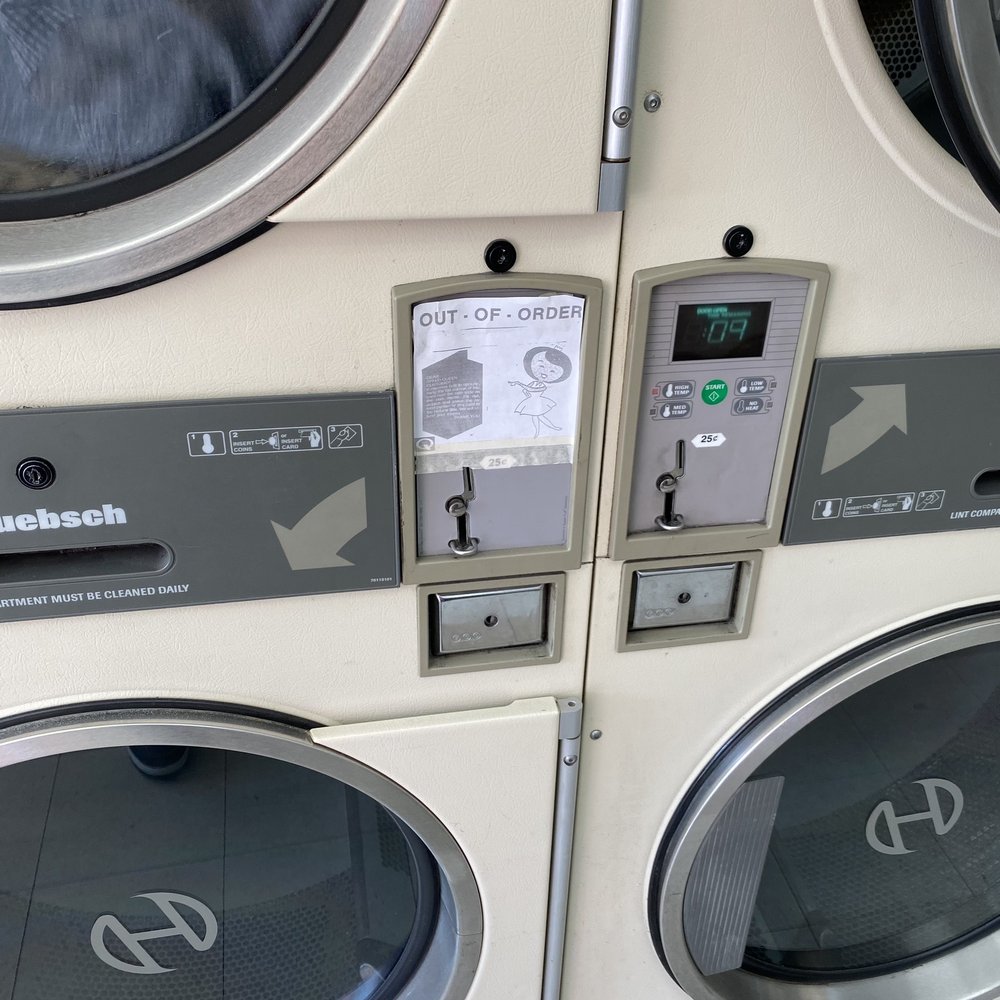 WOODSIDE LAUNDROMAT Updated May 2024 518 Woodside Rd, Redwood City