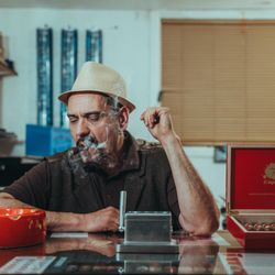 Zen Cigar & Pipe Lounge