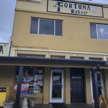 La Fortuna Bakery - It might look a bit unexpected on the outside and inside but you should still check it out - Bakeries Near Me - Williams, California La Fortuna Bakery - It might look a bit unexpected on the outside and inside but you should still check it out - Bakeries Near Me - Williams, California