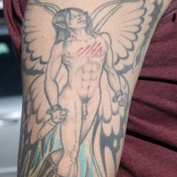 this is one of my favorite Zack has done for me, it is over 15 years old and never needed touching up. this is one of my favorite Zack has done for me, it is over 15 years old and never needed touching up.