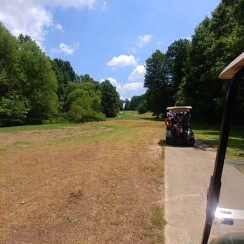 Crescent Golf Club - Where is the grass ? $41 seems high to play on dirt ,especially when we were told the course was in GREAT shape. You be the judge - Golf Near Me - Salisbury, North Carolina Crescent Golf Club - Where is the grass ? $41 seems high to play on dirt ,especially when we were told the course was in GREAT shape. You be the judge - Golf Near Me - Salisbury, North Carolina