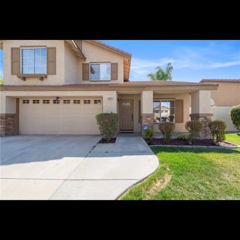 Melinda Aghassi - RE/MAX - New home - Real Estate Agents Near Me - Rancho Cucamonga, California