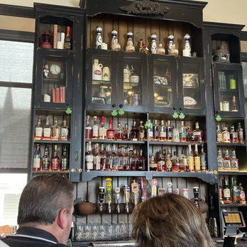 Cobblestone On Main - At the bar.. - New American Near Me - Webster, New York