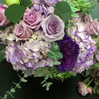 Mitsuko Floral - Close up of the centerpiece - Florists Near Me - Torrance, California Mitsuko Floral - Close up of the centerpiece - Florists Near Me - Torrance, California