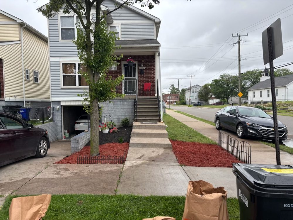 M&O Landscaping - tree service in Detroit, MI