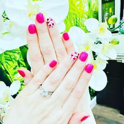 Susan's Nails