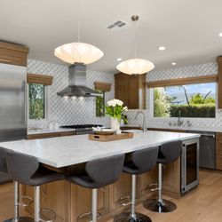 Julia Murtagh - Gorgeous kitchen in Downtown Pleasanton. Sold June 2024