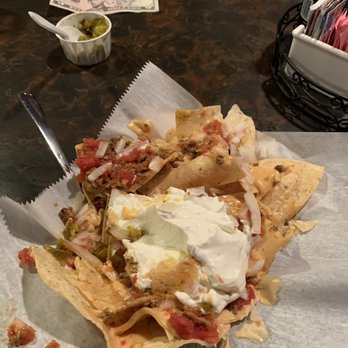 Lynwood Bar - Bars Near Me - Marysville, Michigan