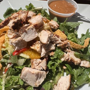 Ford's Garage Florence - Thai Chicken Salad - Burgers Near Me - Florence, Kentucky