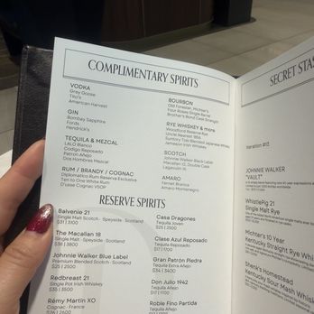 Delta One Lounge - Airport Lounges Near Me - Queens, New York