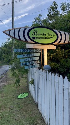 Rowdy Joe's Northshore Eatery by null