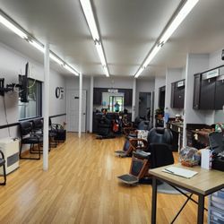 Eagles Nest Haircutters - Welcome to Eagles Nest haircutters