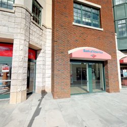 Bank of America Financial Center - Storefront