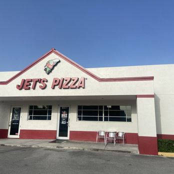 Jet's Pizza - Outside - Pizza Near Me - Oakland Park, Florida