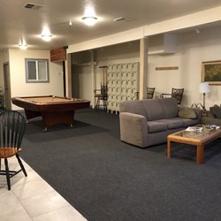 San Juan Island Hostel - Common room