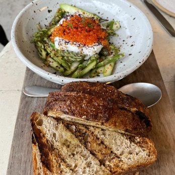 Manuela - Burrata and asparagus with trout roe. Bread was good too - New American Near Me - Los Angeles, California Manuela - Burrata and asparagus with trout roe. Bread was good too - New American Near Me - Los Angeles, California