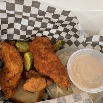 Jay Bird's Chicken - Chicken Tenders Medium Style - Chicken Shop Near Me - Long Beach, California